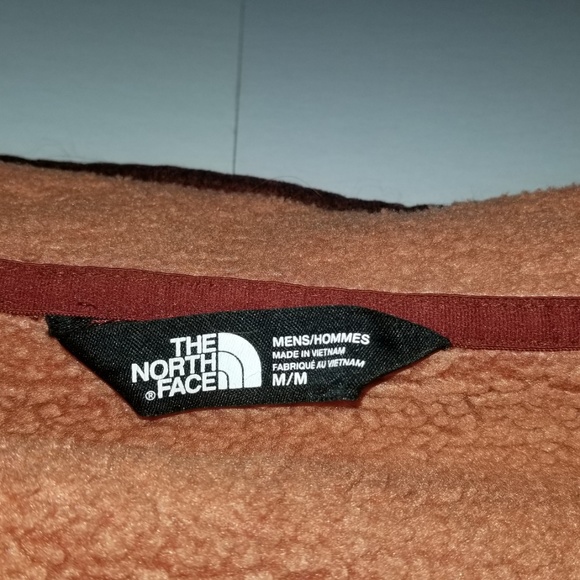 The North Face Fleece Jacket - Picture 5 of 5